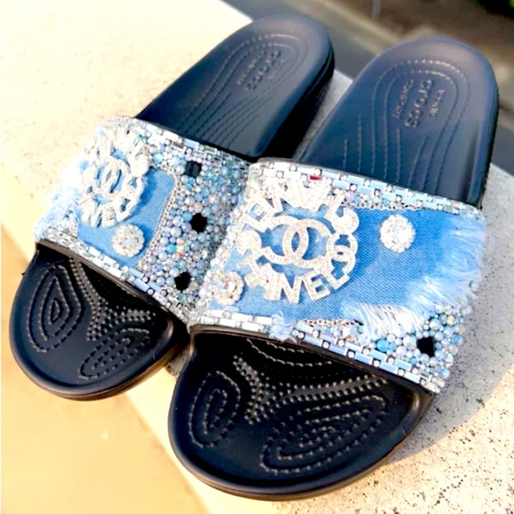 Bling Classic Croc Slides!! Women’s size 7